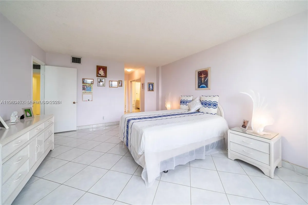 3800 S Ocean Dr # 508, Hollywood FL 33019