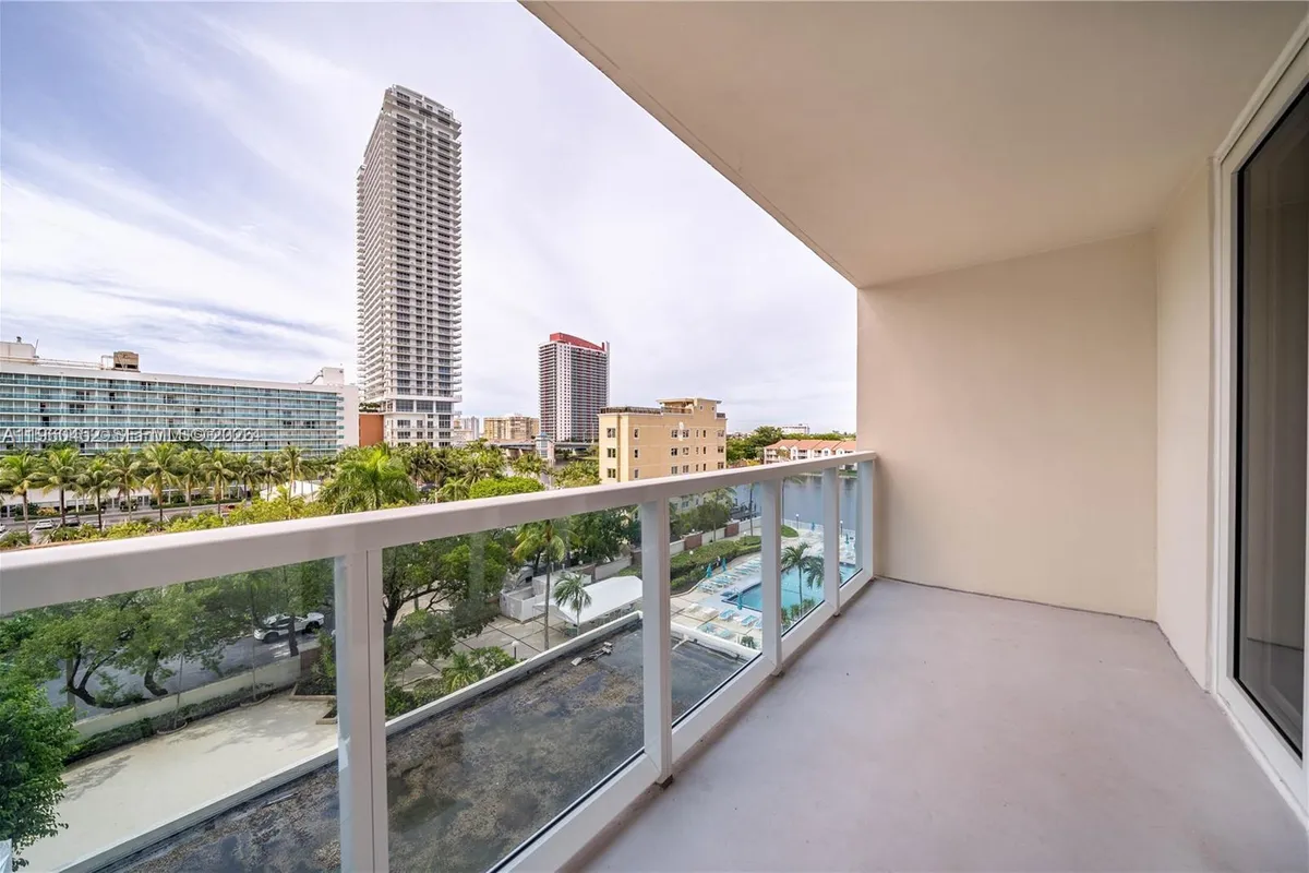 3800 S Ocean Dr # 508, Hollywood FL 33019