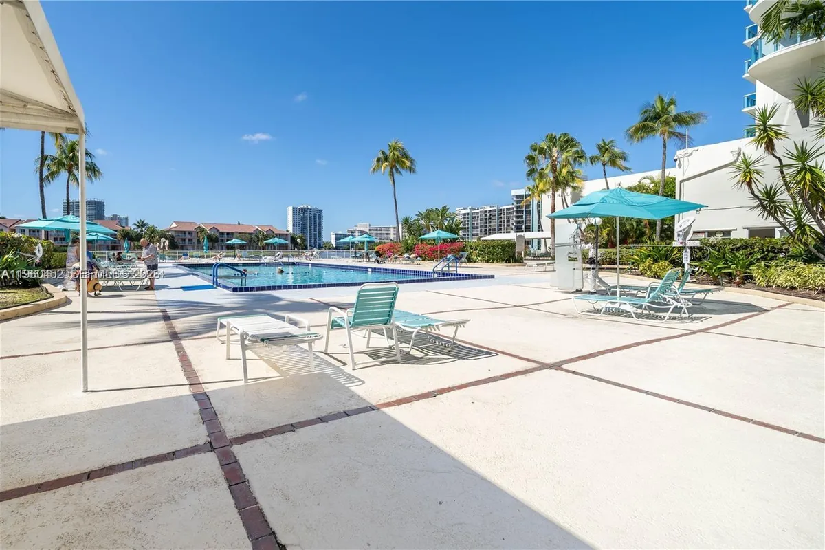 3800 S Ocean Dr # 508, Hollywood FL 33019