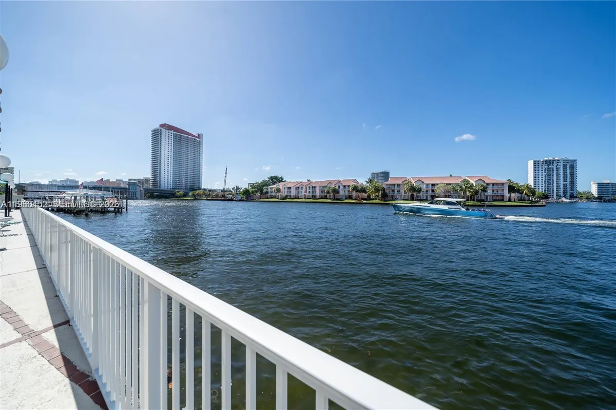 3800 S Ocean Dr # 508, Hollywood FL 33019