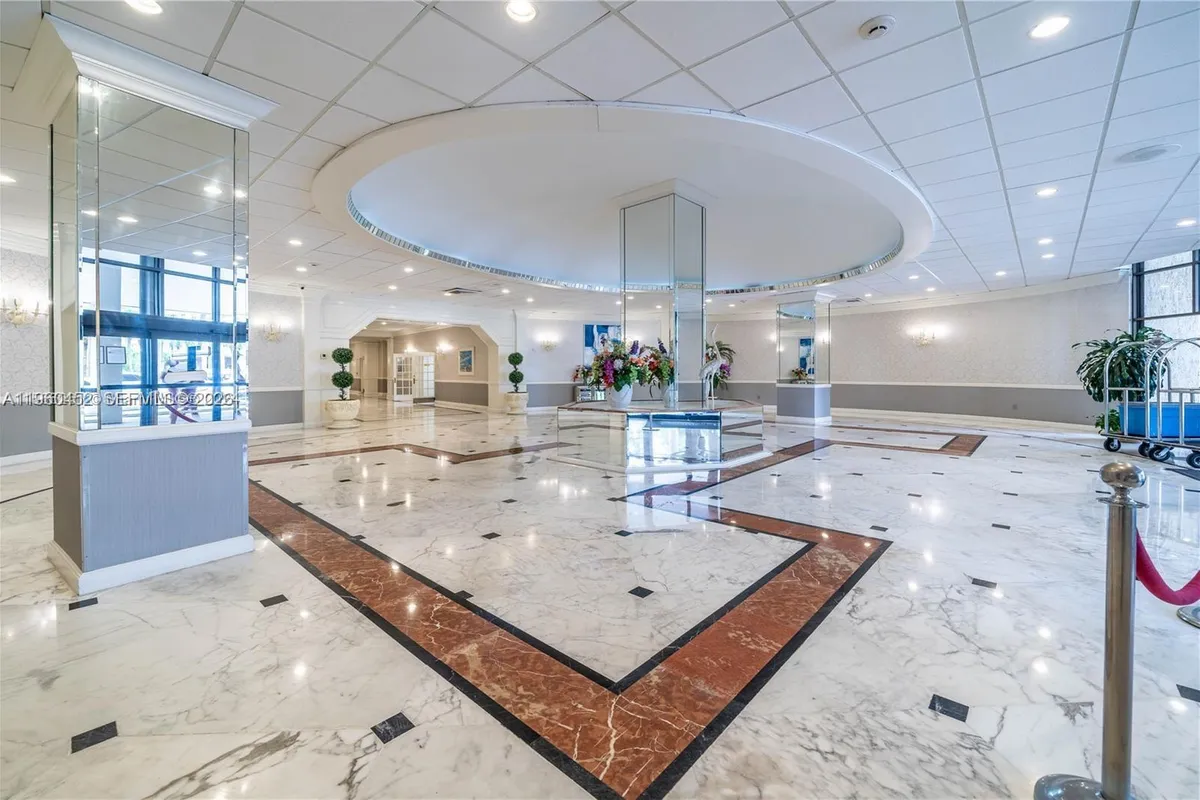 3800 S Ocean Dr # 508, Hollywood FL 33019