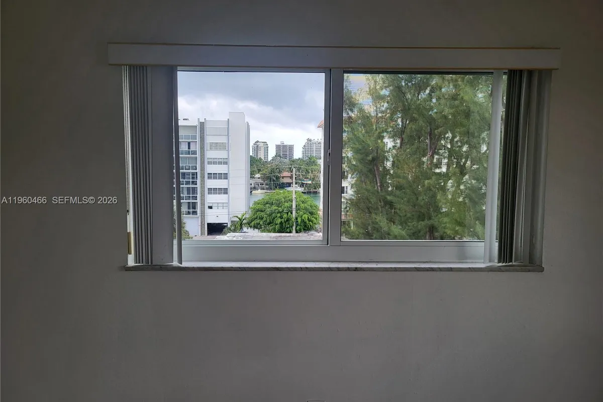 1020 94th St # 503, Bay Harbor Islands FL 33154