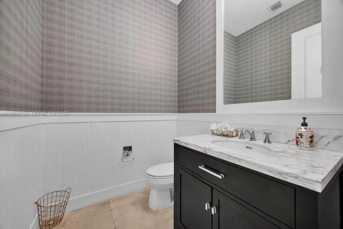 8020 SW 62nd Ave, Miami FL 33143