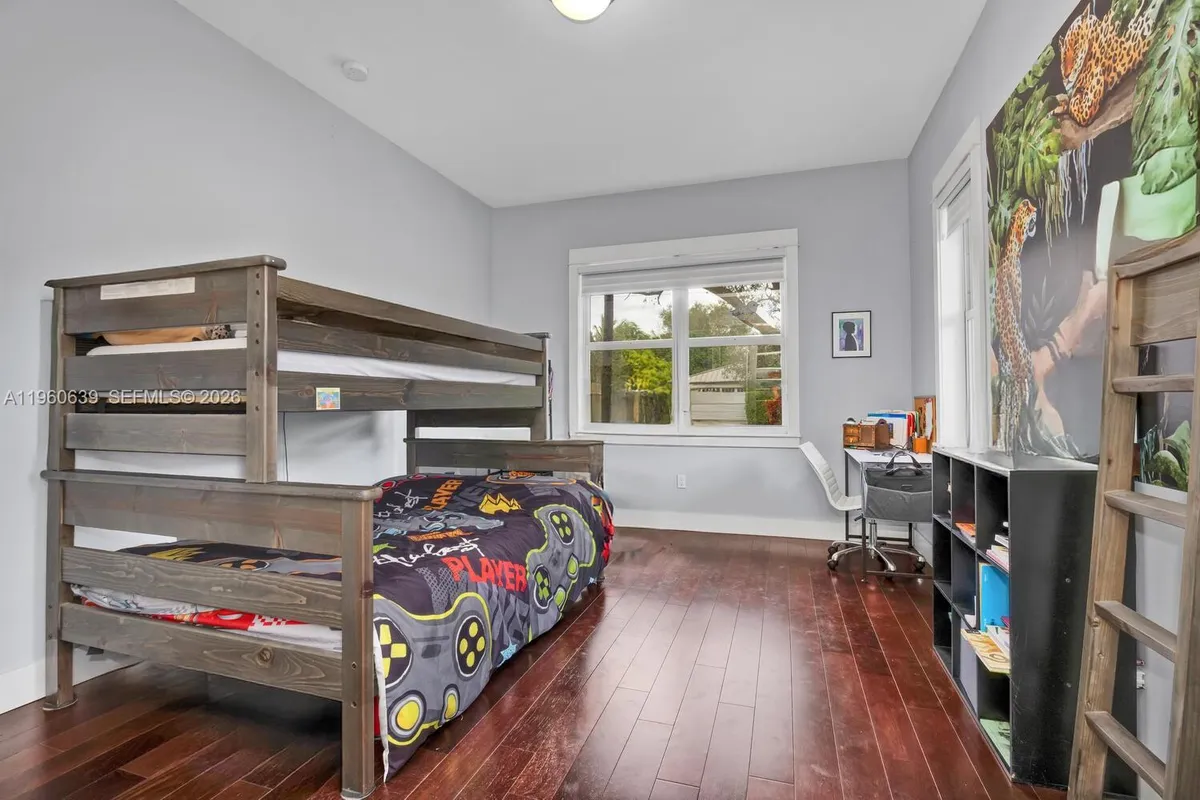 8020 SW 62nd Ave, Miami FL 33143