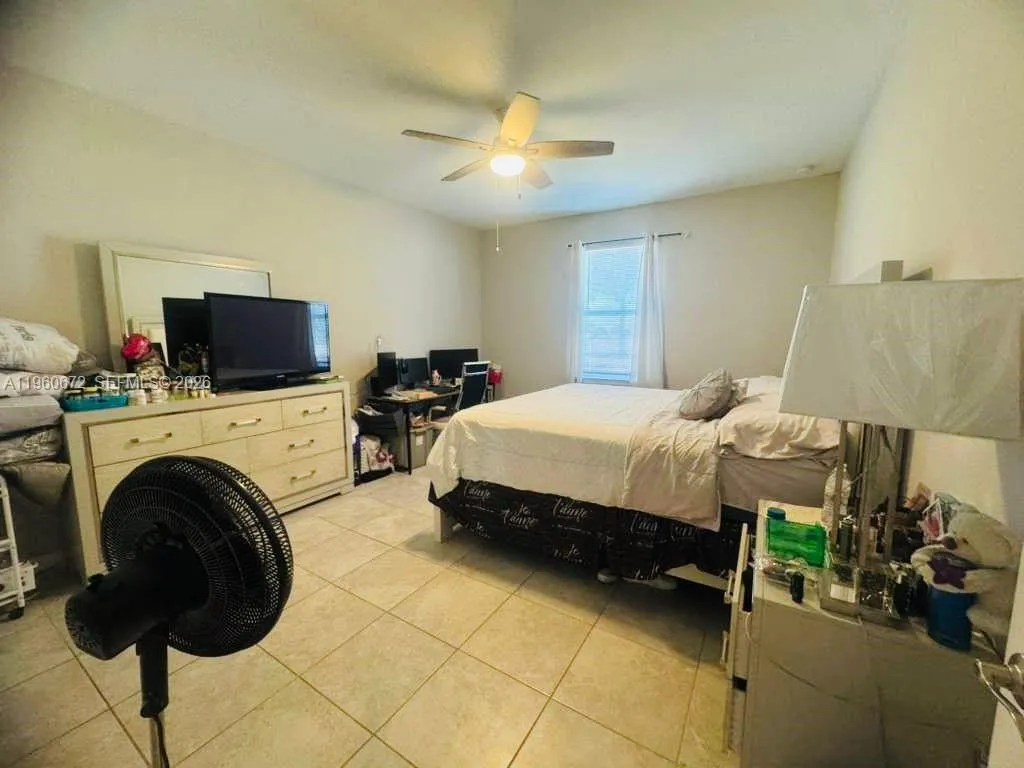 9042 E Broad Circle, La Belle FL 33935