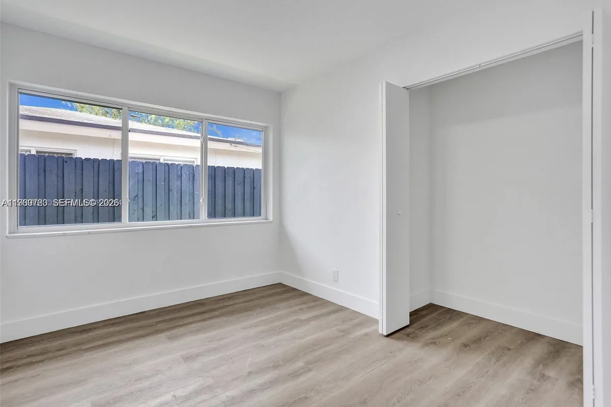 1609 NW 7th Ter, Fort Lauderdale FL 33311