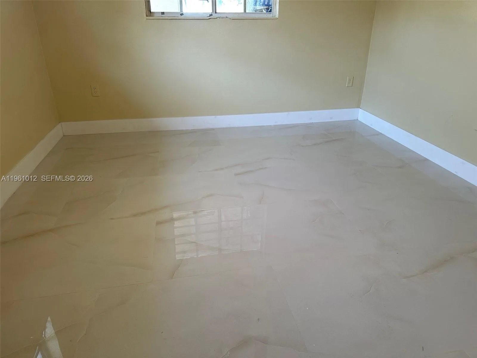 1655 NW 116th St, Miami FL 33167