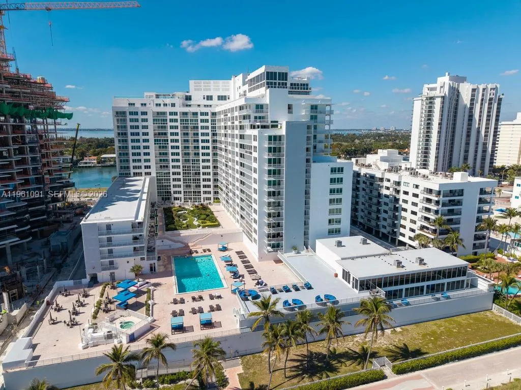 5401 Collins Ave # 919, Miami Beach FL 33140