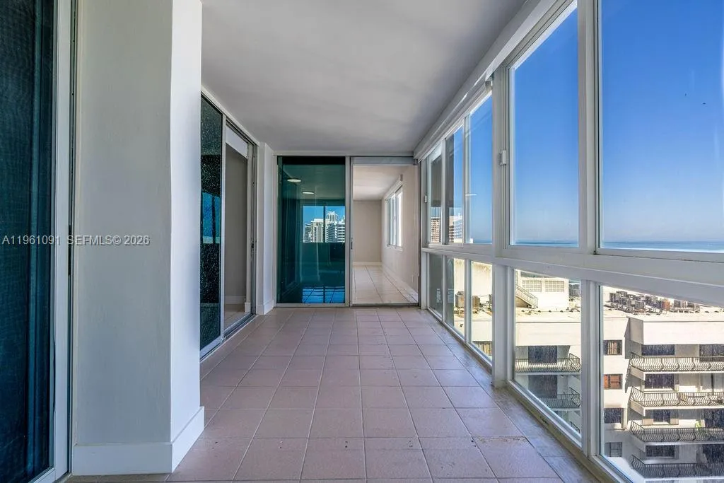 5401 Collins Ave # 919, Miami Beach FL 33140