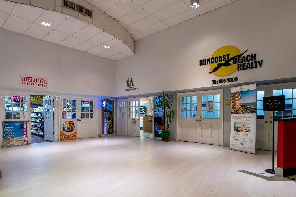 5401 Collins Ave # 919, Miami Beach FL 33140