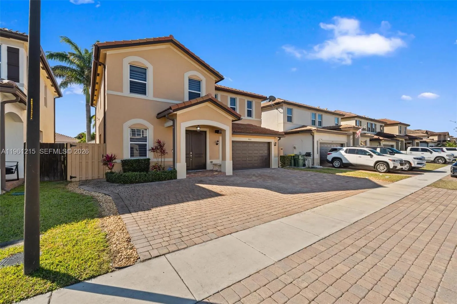 4182 NE 20th St, Homestead FL 33033