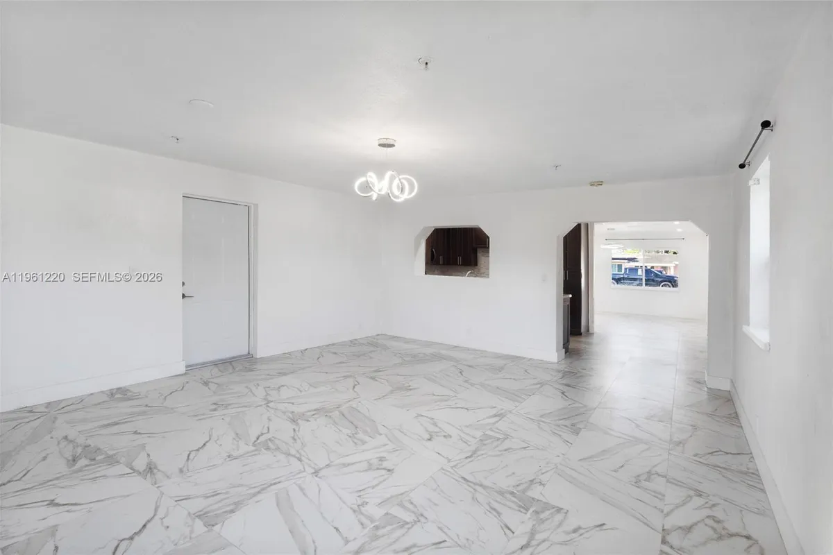 1510 SW 68th Ave, North Lauderdale FL 33068