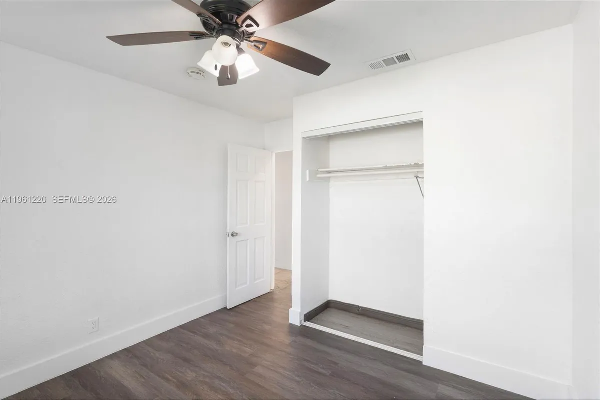 1510 SW 68th Ave, North Lauderdale FL 33068