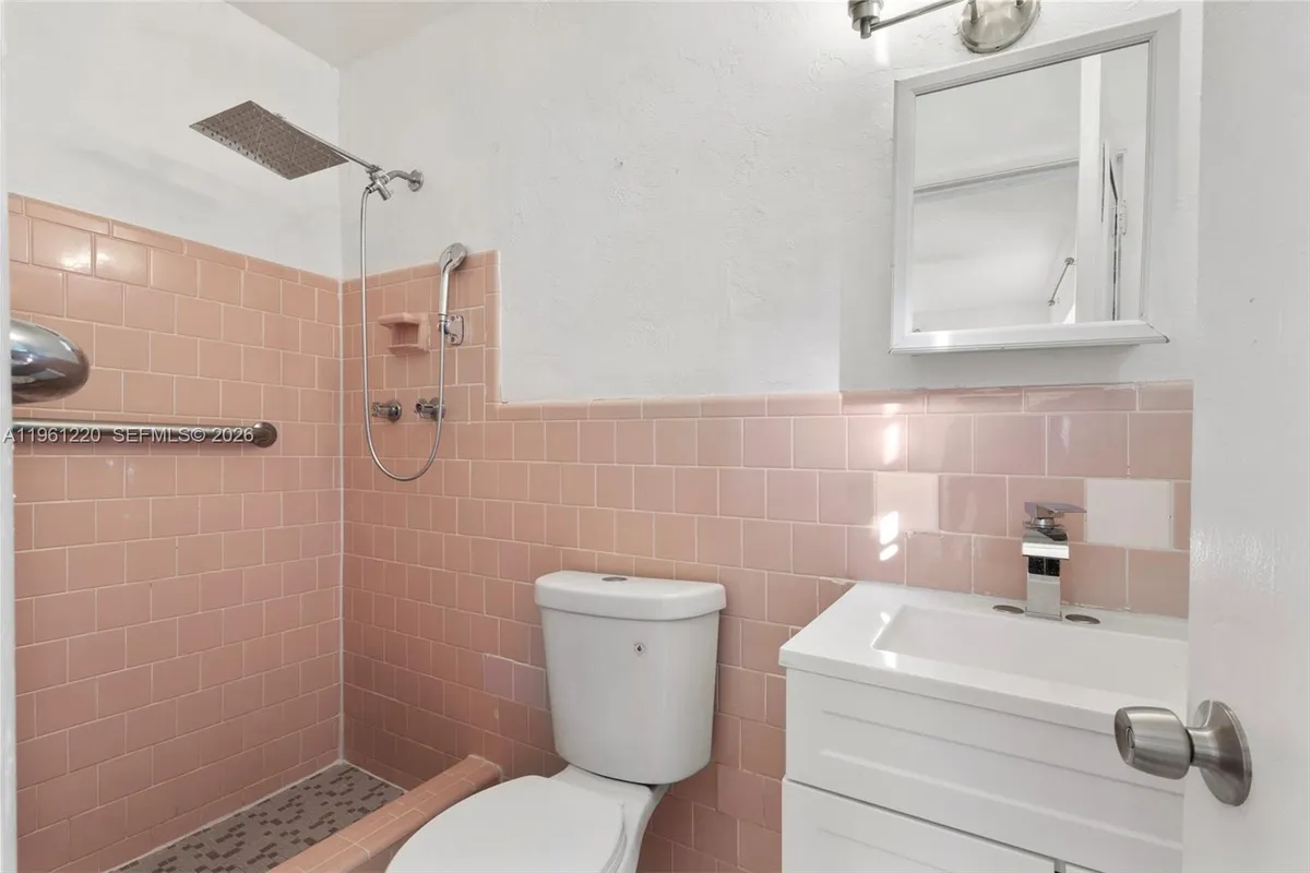 1510 SW 68th Ave, North Lauderdale FL 33068