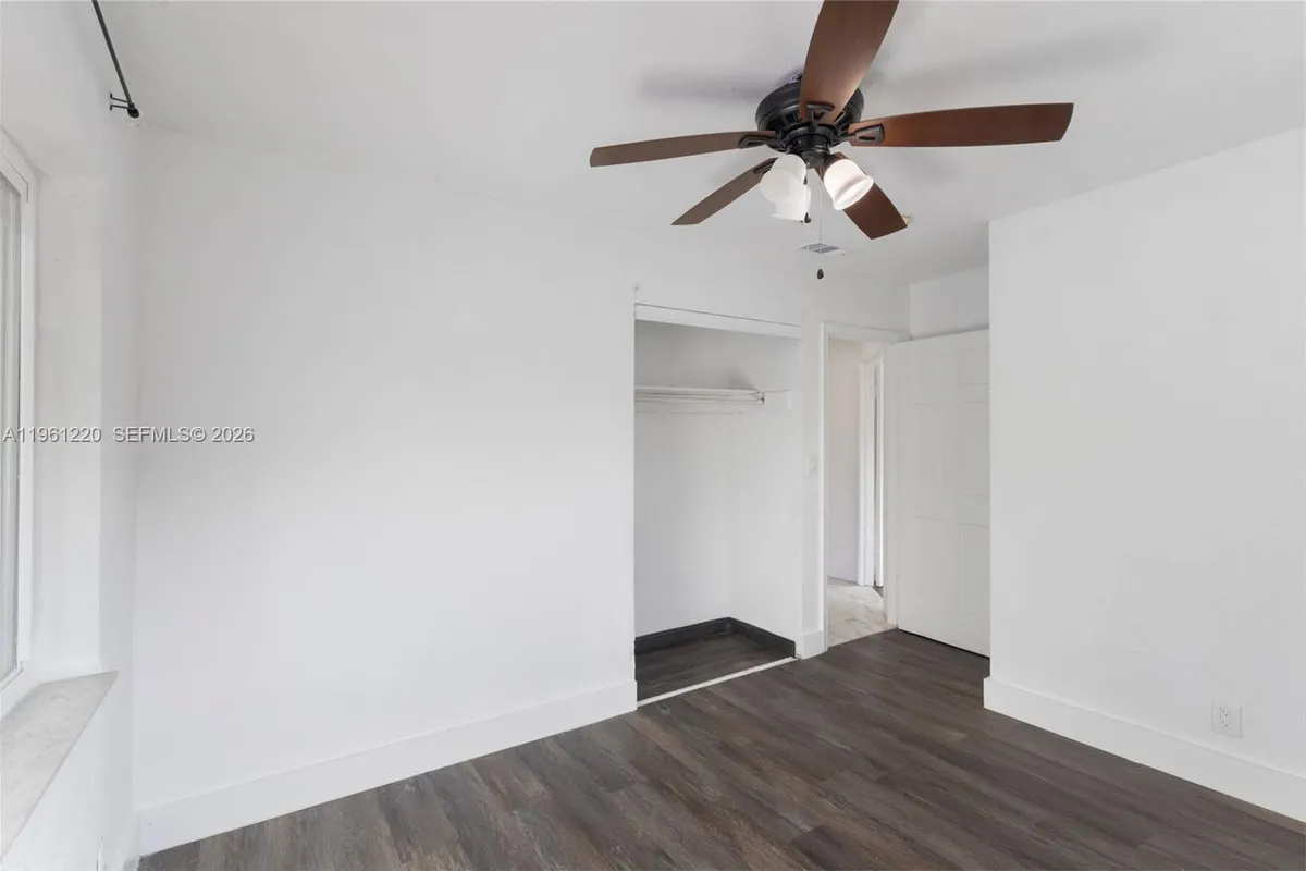 1510 SW 68th Ave, North Lauderdale FL 33068