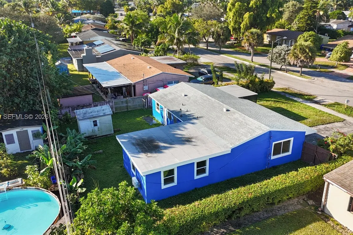 1510 SW 68th Ave, North Lauderdale FL 33068