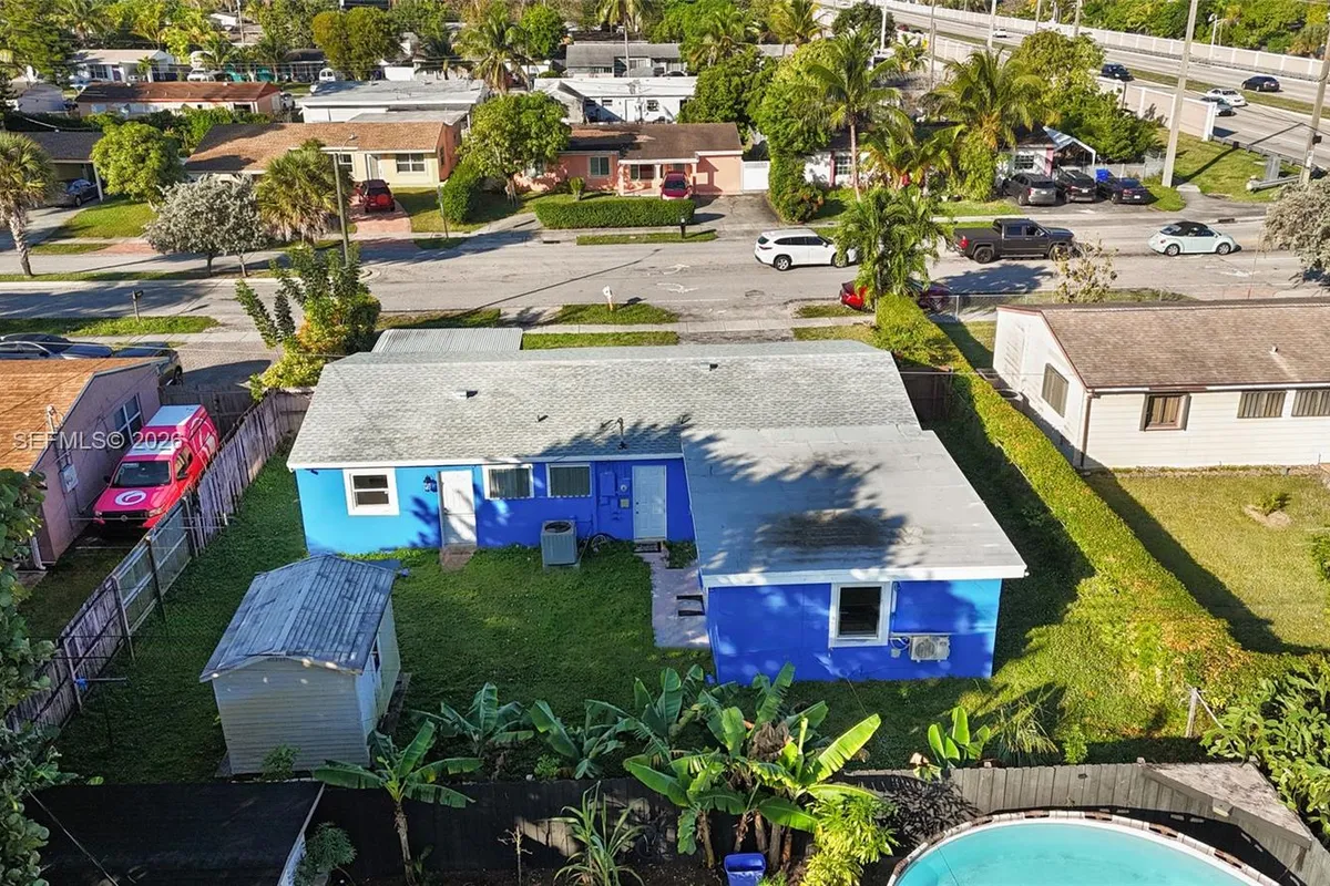 1510 SW 68th Ave, North Lauderdale FL 33068