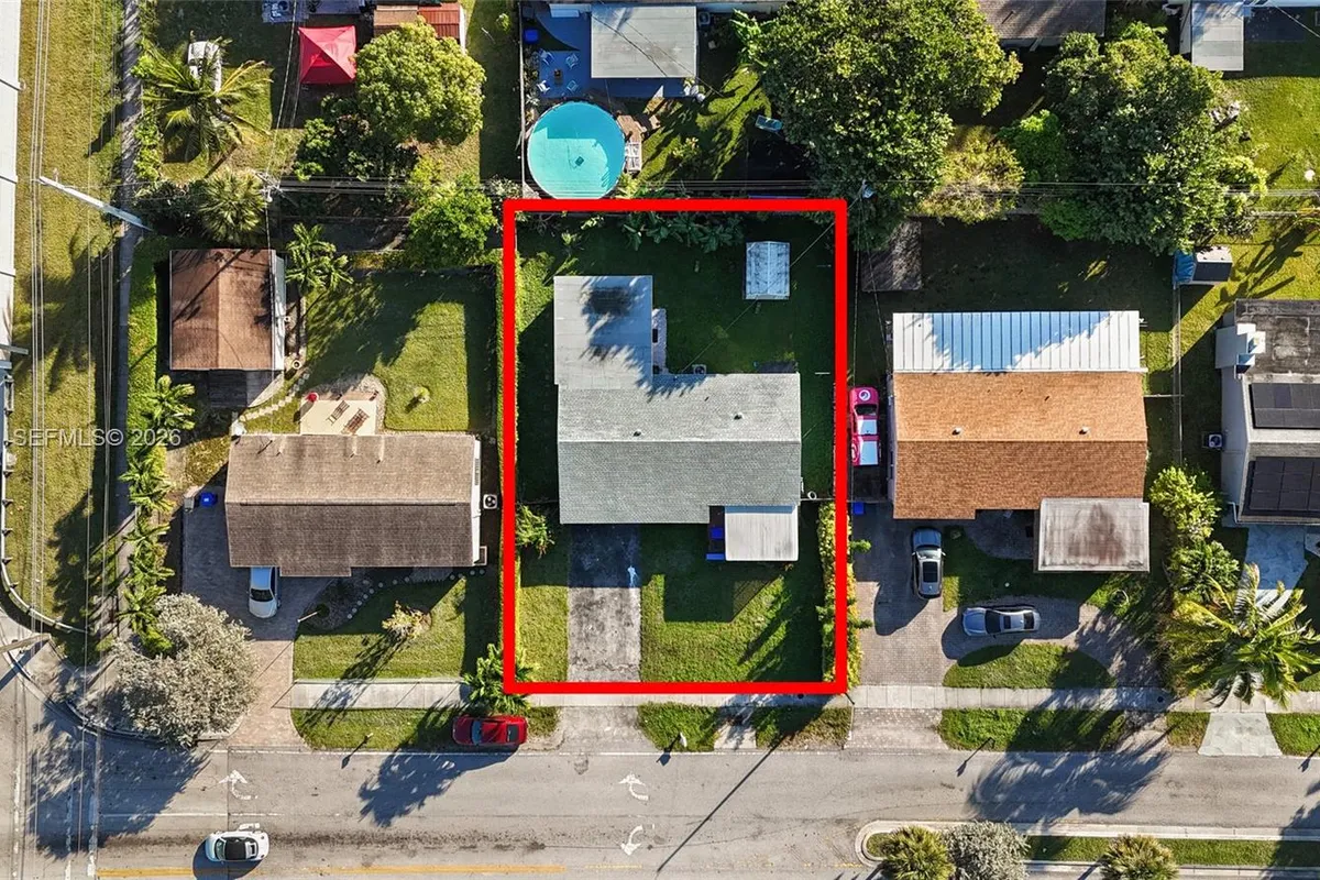 1510 SW 68th Ave, North Lauderdale FL 33068