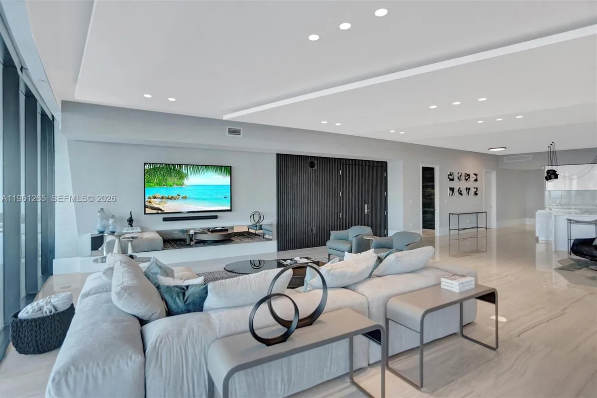 5500 Island Estates Dr # 1105, Aventura FL 33160