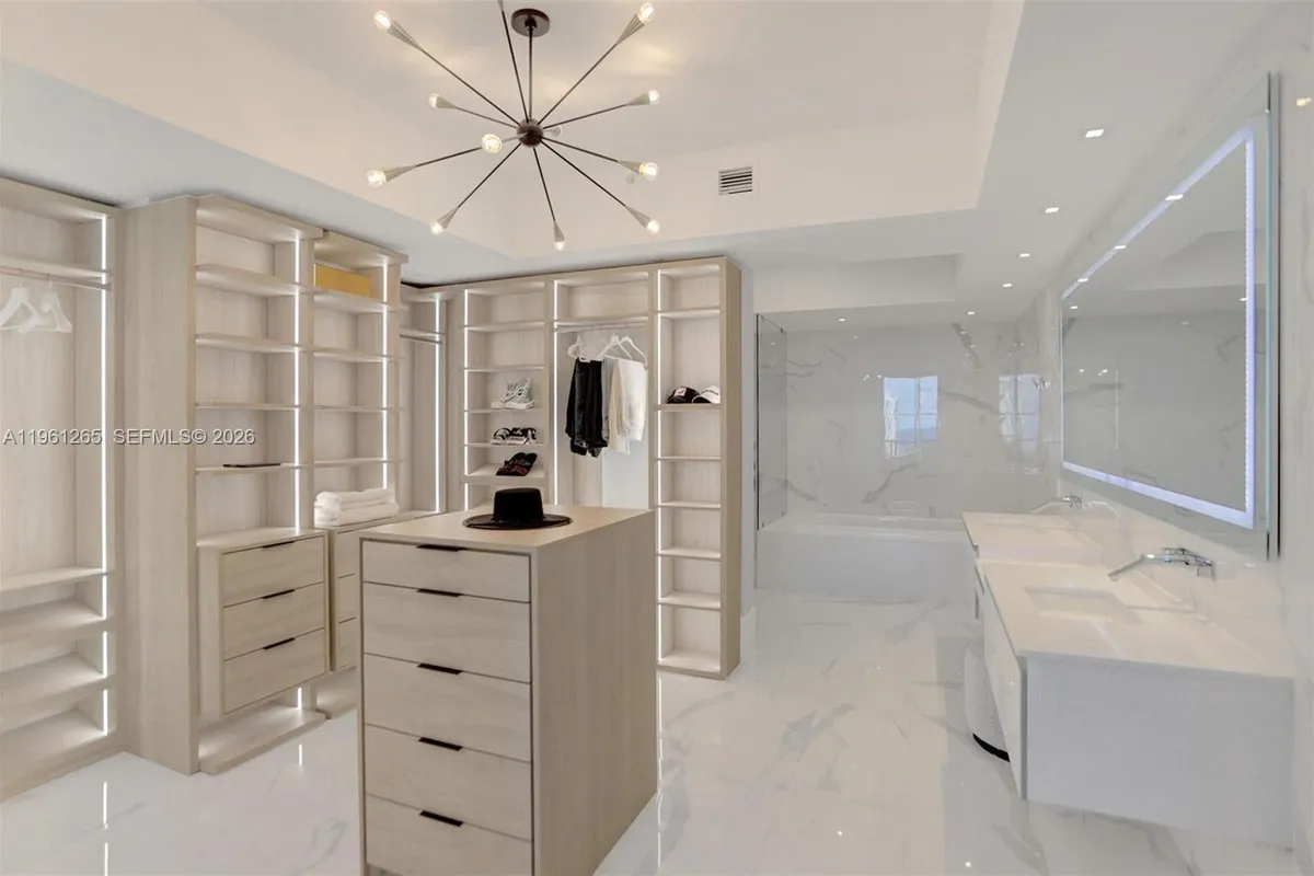 5500 Island Estates Dr # 1105, Aventura FL 33160