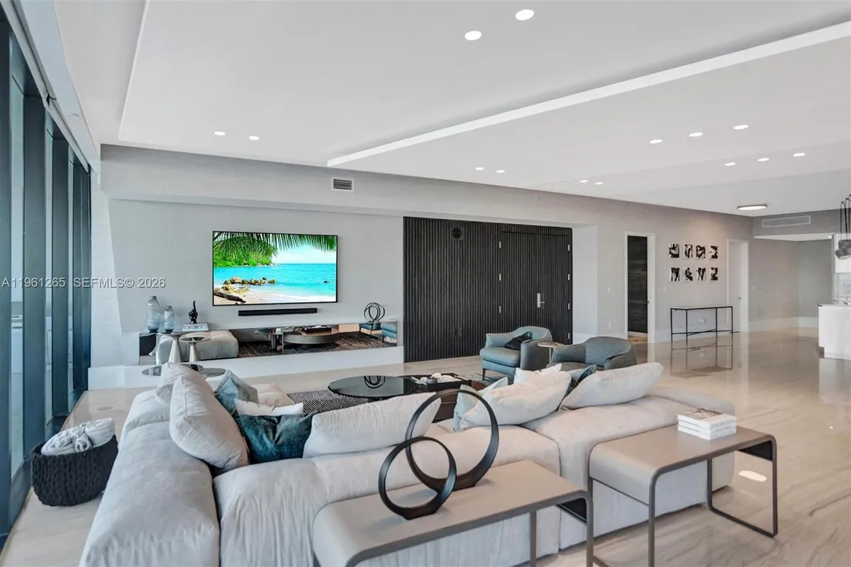 5500 Island Estates Dr # 1105, Aventura FL 33160