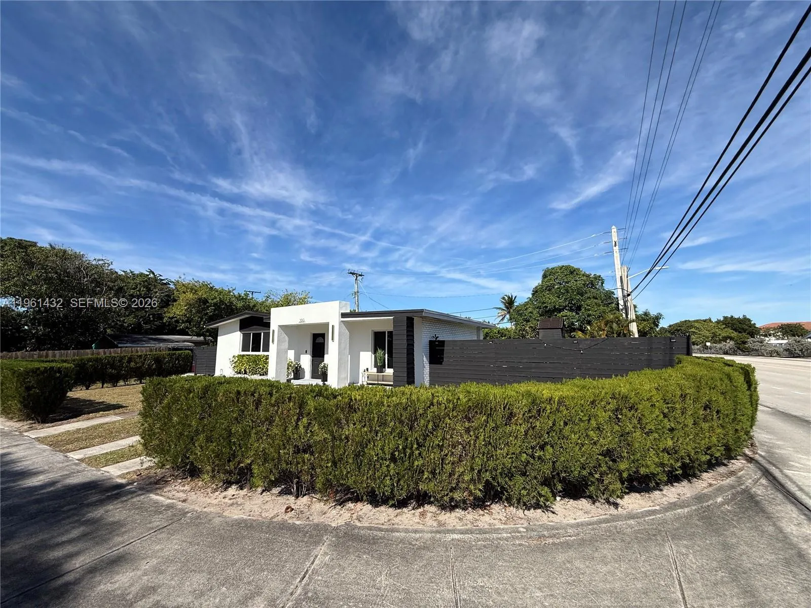 299 NE 46th St, Deerfield Beach FL 33064