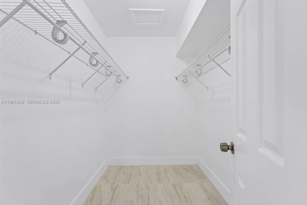 2406 SW 54th St, Dania Beach FL 33312