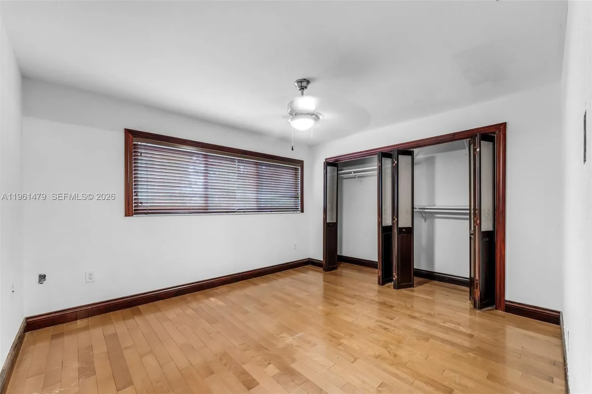 5961 SW 56th Ter, South Miami FL 33143