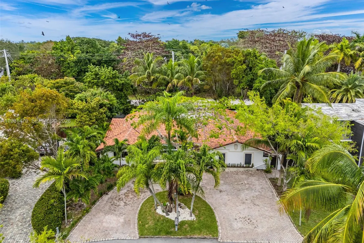 5961 SW 56th Ter, South Miami FL 33143