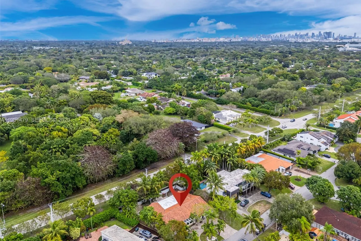 5961 SW 56th Ter, South Miami FL 33143