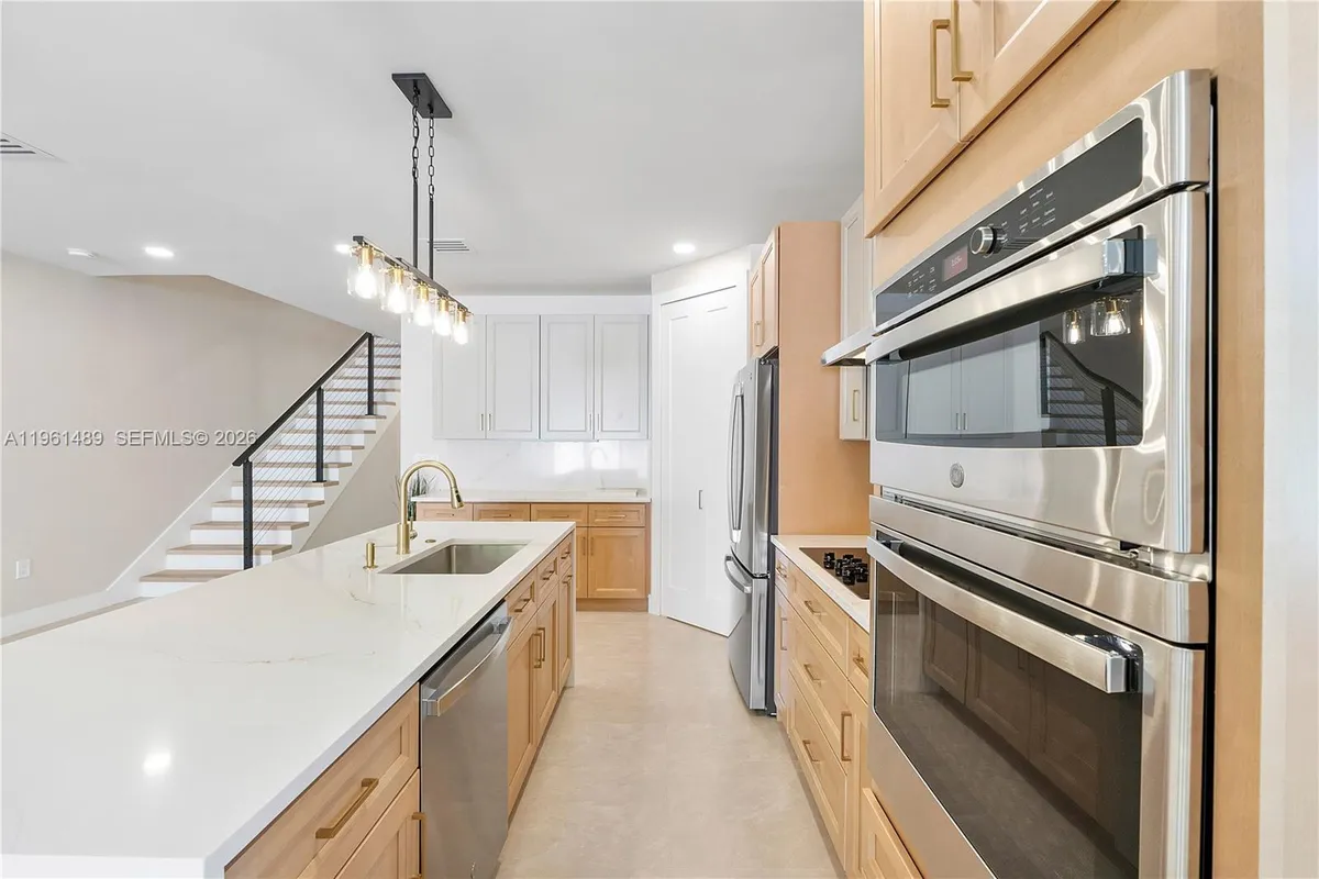 701 SW 17th Street, Fort Lauderdale FL 33315