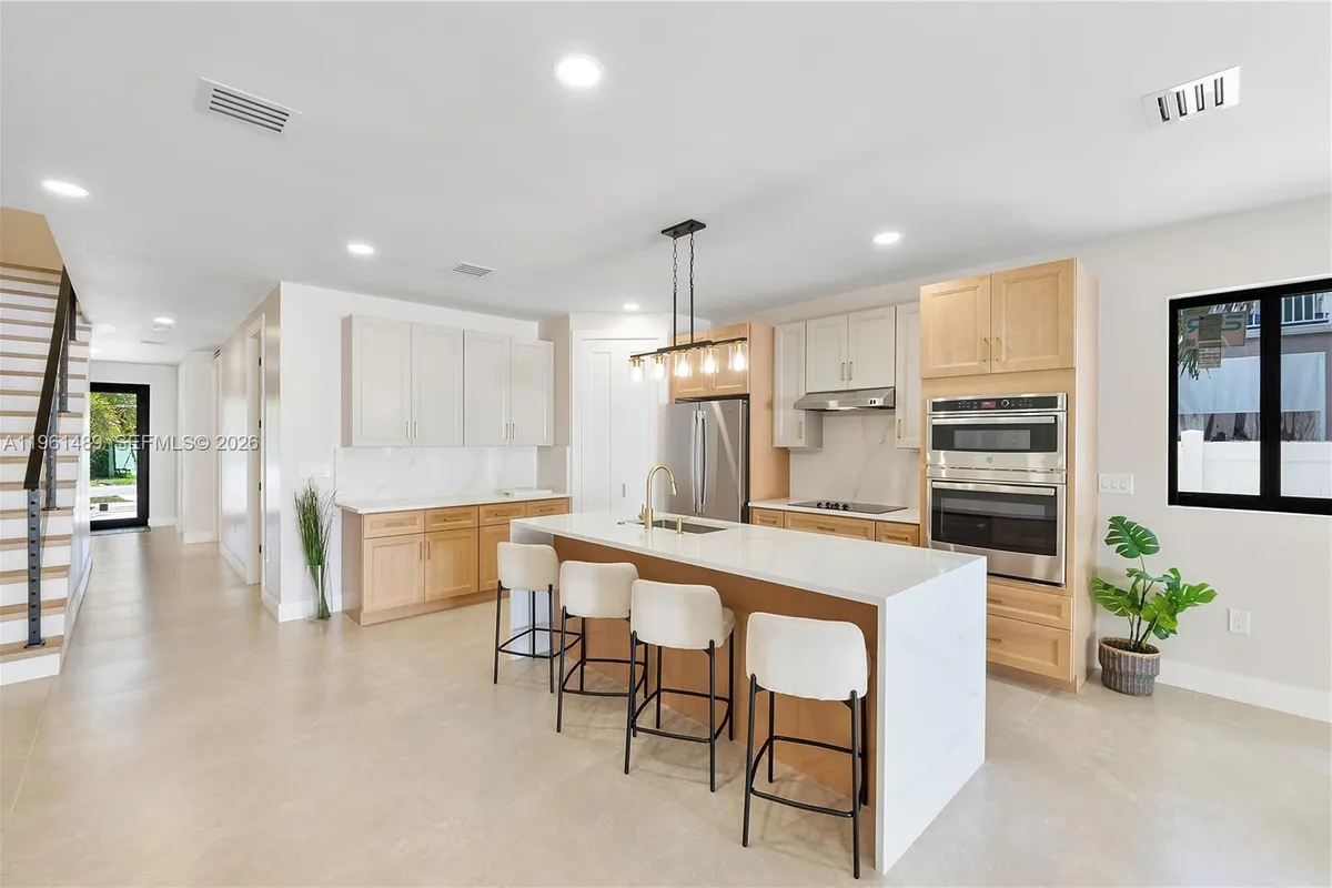 701 SW 17th Street, Fort Lauderdale FL 33315