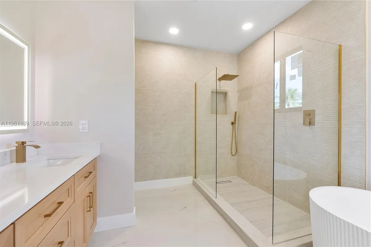 701 SW 17th Street, Fort Lauderdale FL 33315