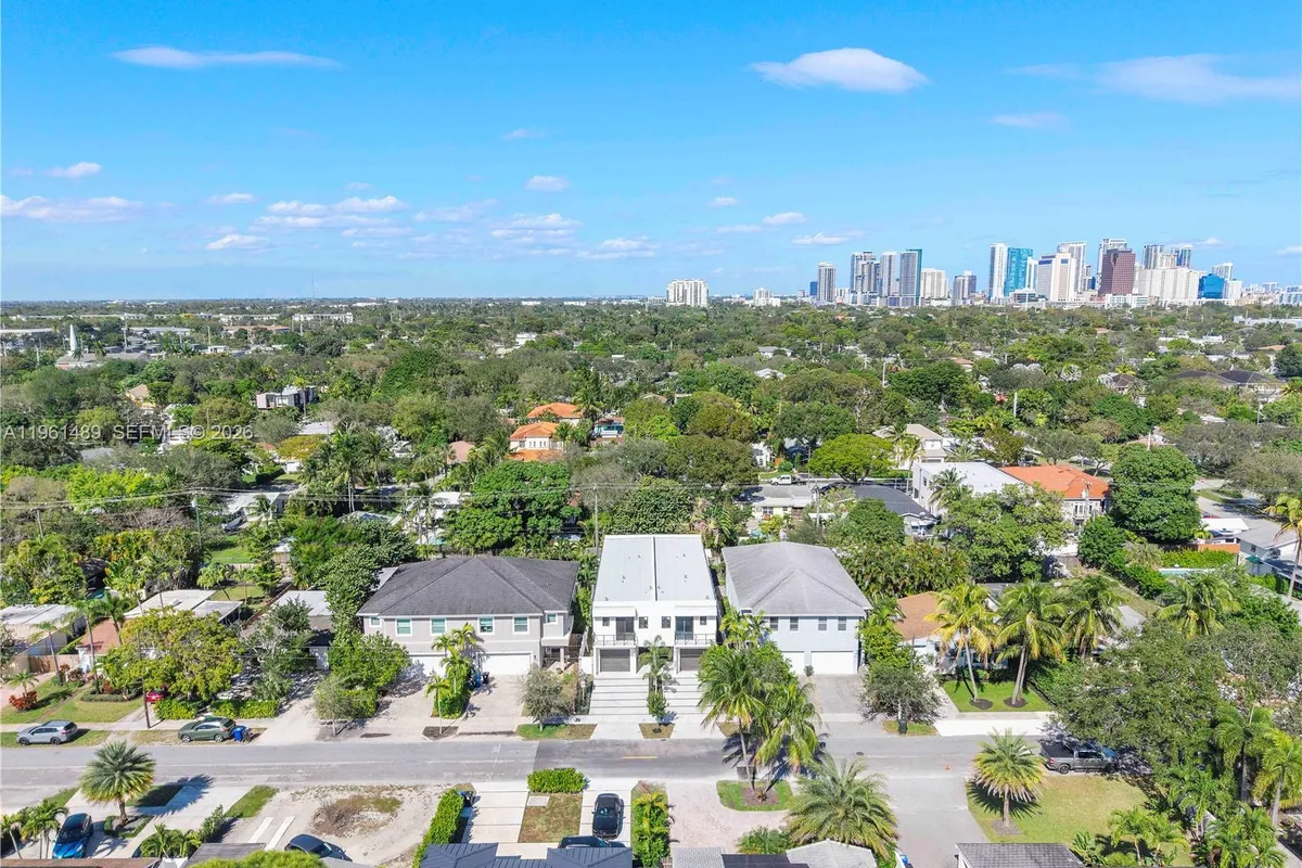 701 SW 17th Street, Fort Lauderdale FL 33315