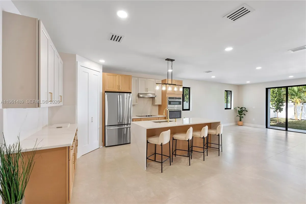 701 SW 17th Street, Fort Lauderdale FL 33315