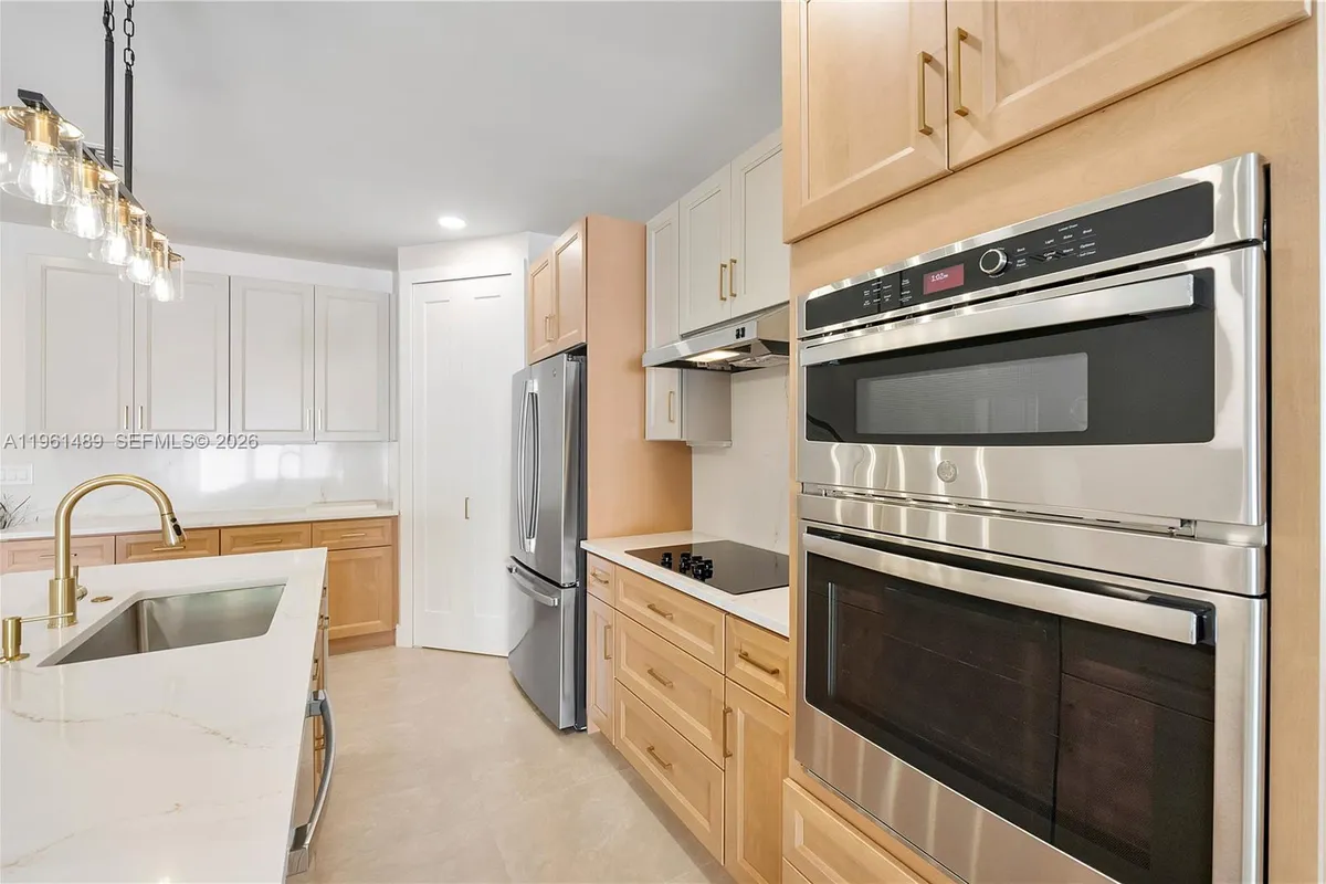 701 SW 17th Street, Fort Lauderdale FL 33315