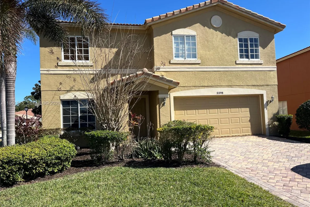 5598 43rd Ct, Vero Beach FL 32967