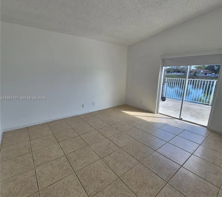 16955 SW 142nd Pl, Miami FL 33177