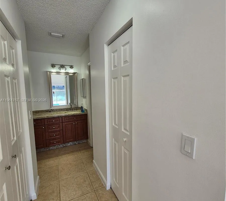 16955 SW 142nd Pl, Miami FL 33177