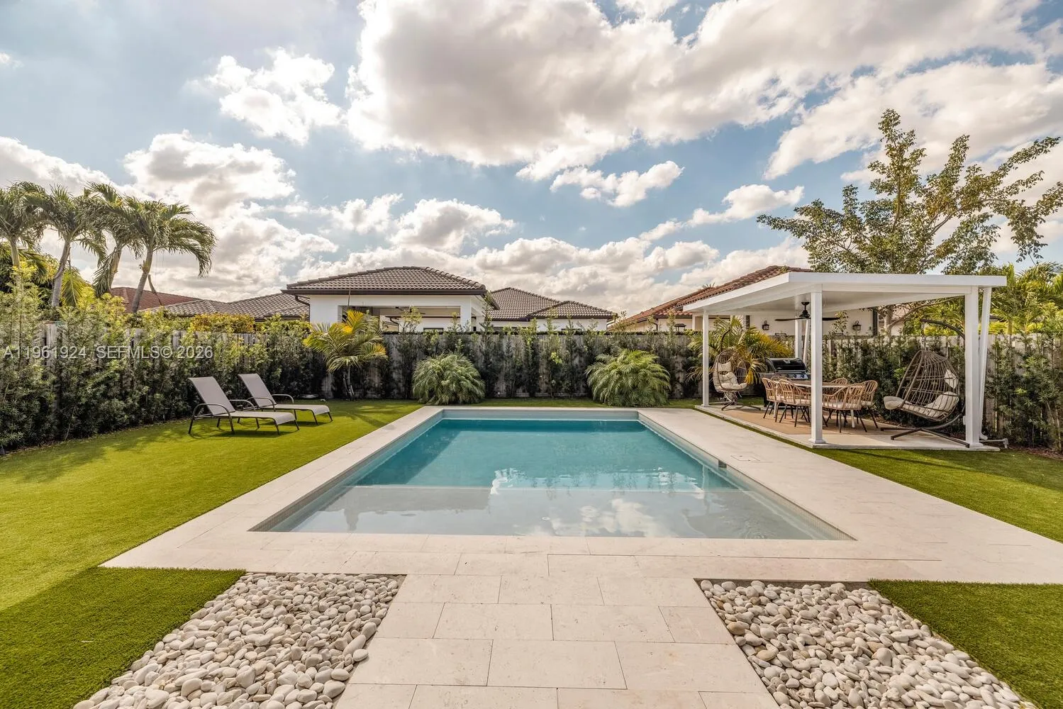 14468 SW 16th St, Miami FL 33175