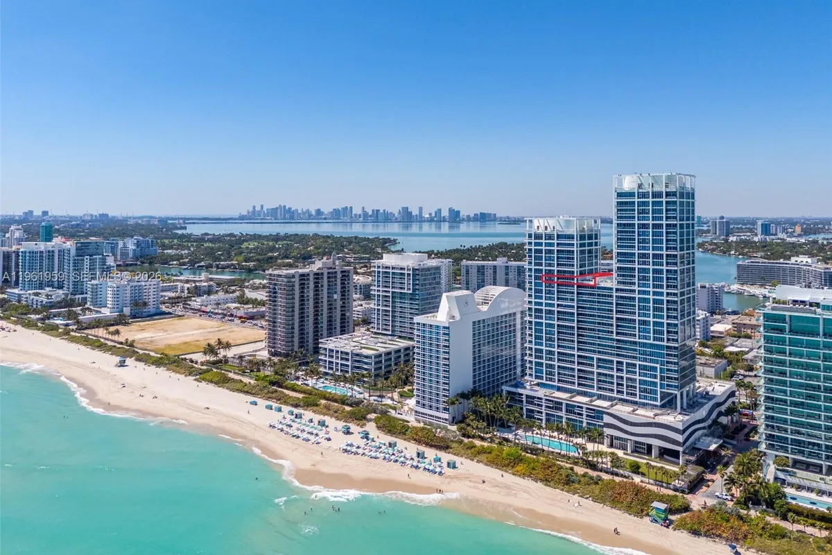 6899 Collins Ave, Miami Beach FL 33141