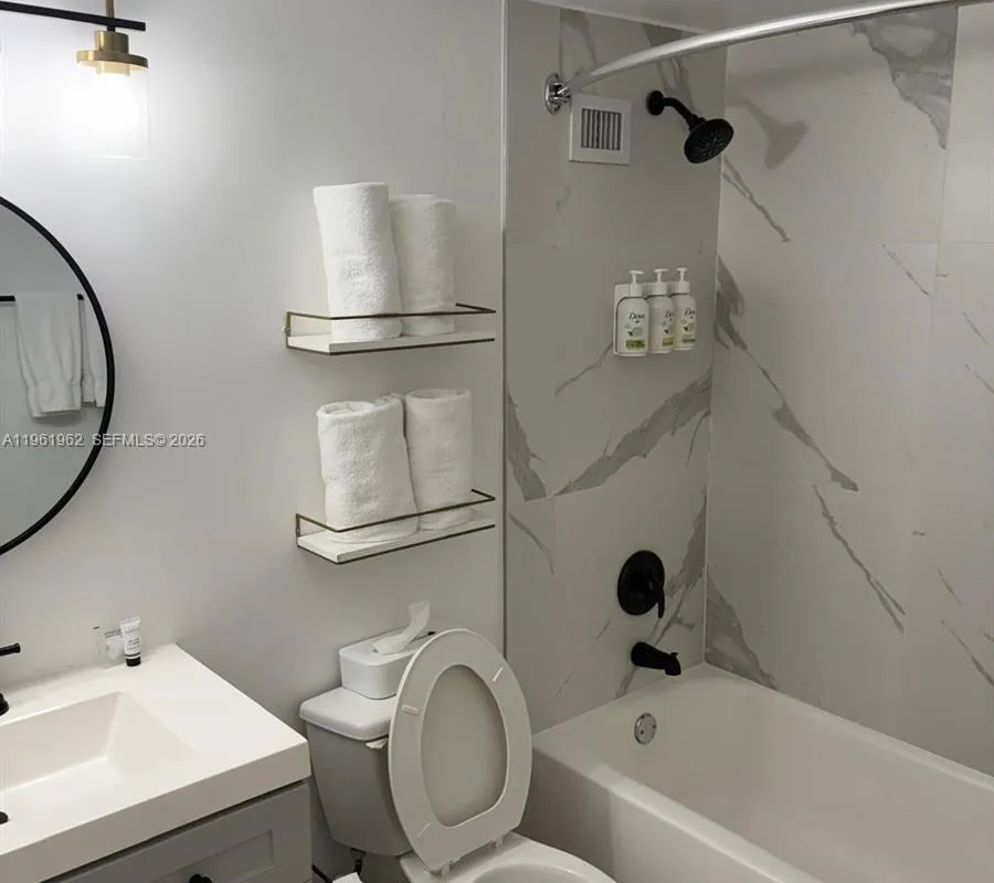 19201 Collins Ave # 820, Sunny Isles Beach FL 33160