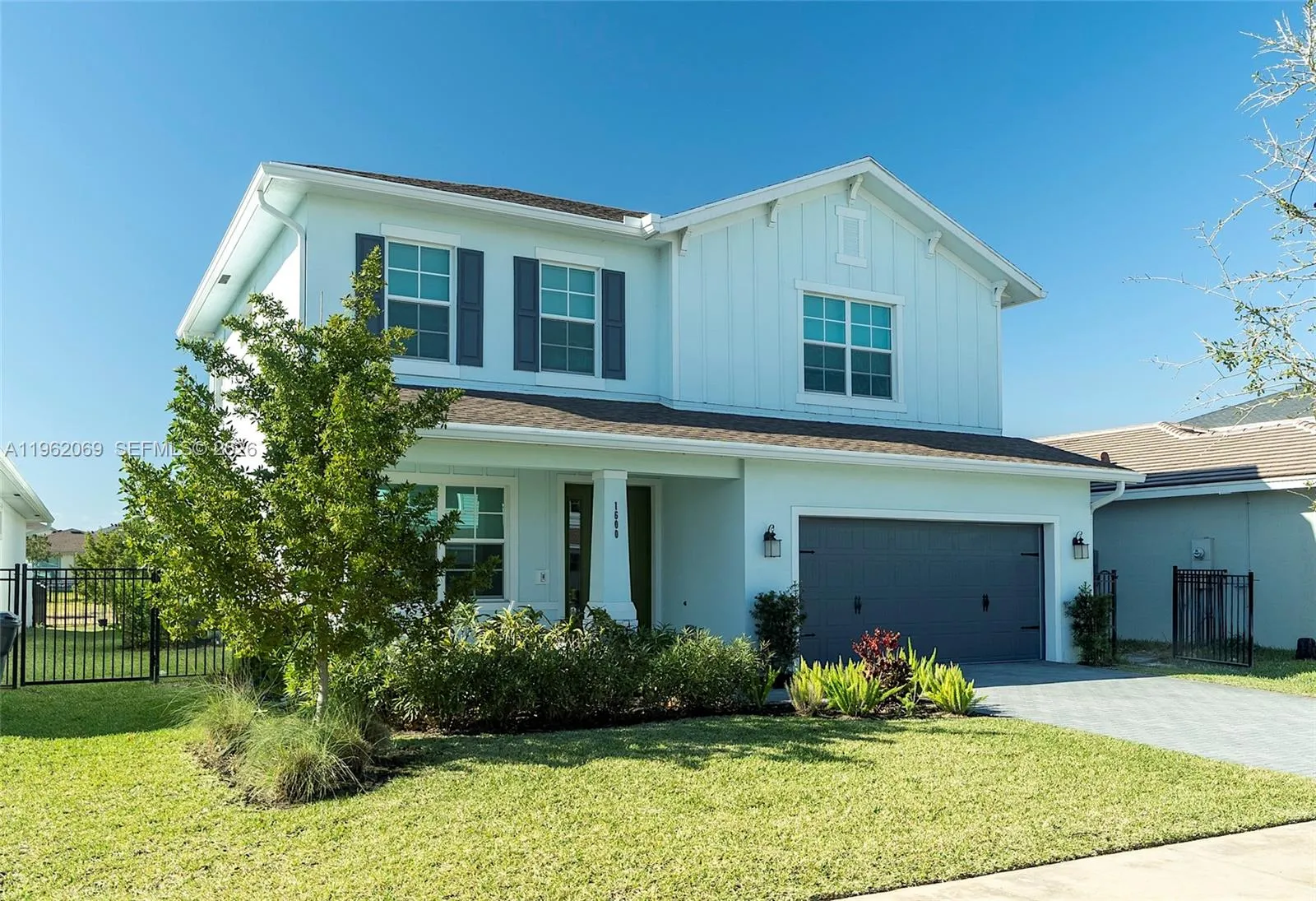 4 bedroom 3 bath for sale at 1600 Wandering Willow Way, Loxahatchee FL 33470