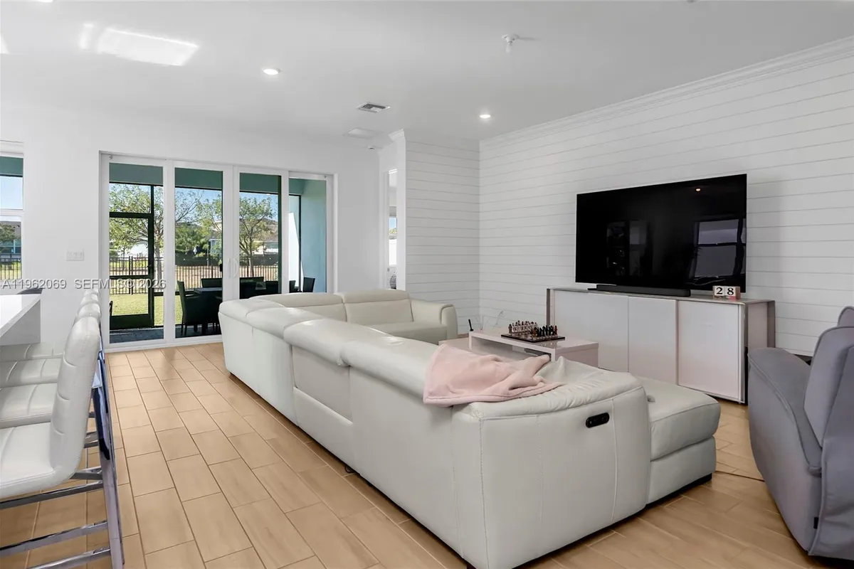 1600 Wandering Willow Way, Loxahatchee FL 33470