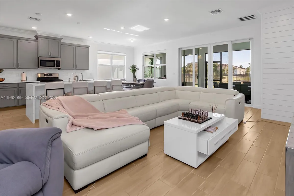 1600 Wandering Willow Way, Loxahatchee FL 33470