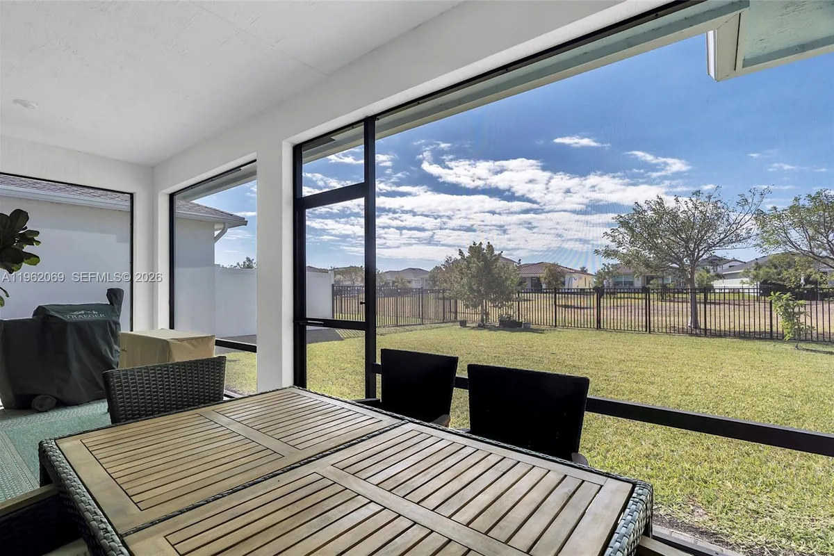 1600 Wandering Willow Way, Loxahatchee FL 33470