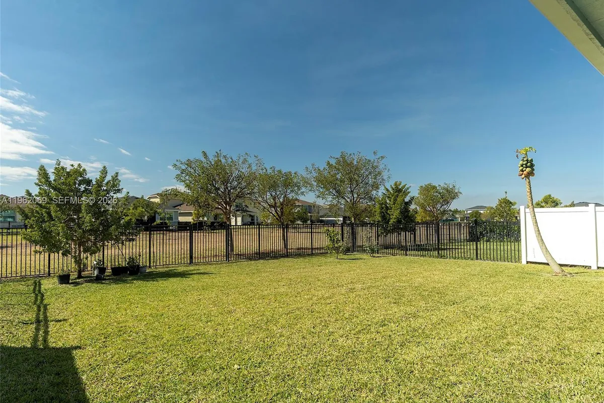 1600 Wandering Willow Way, Loxahatchee FL 33470