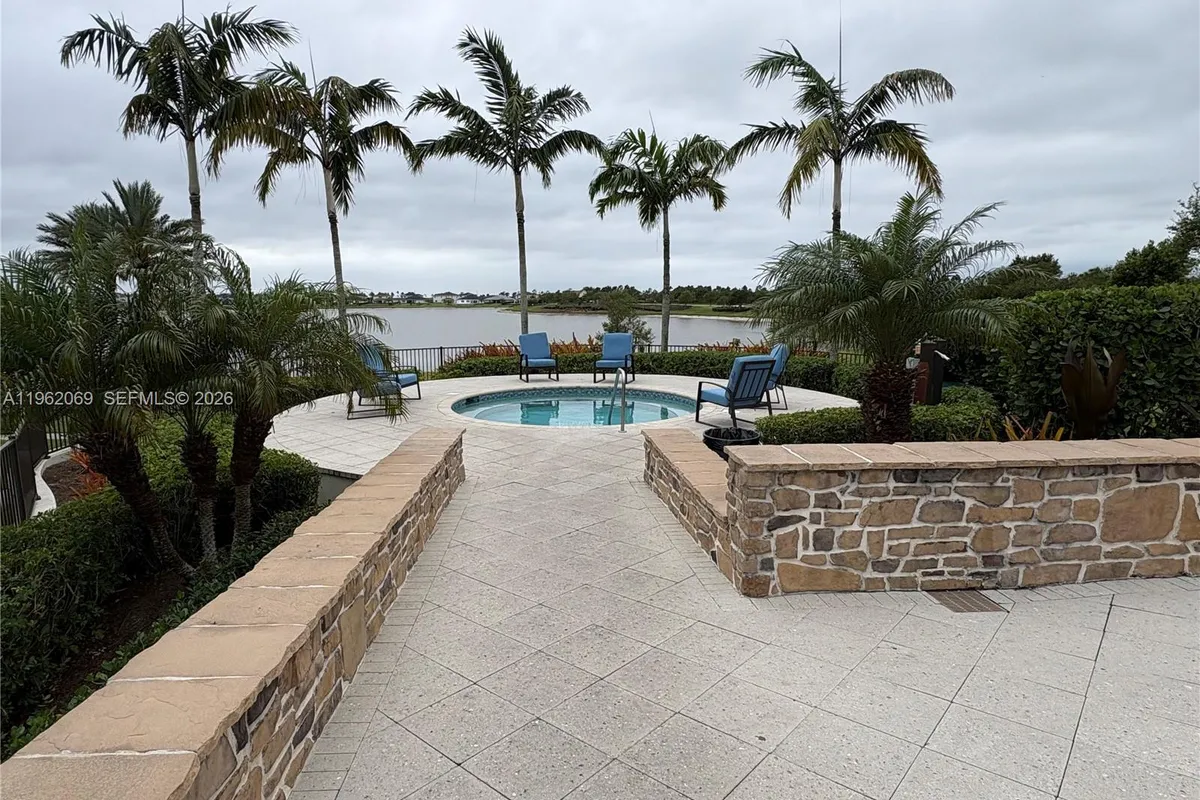 1600 Wandering Willow Way, Loxahatchee FL 33470