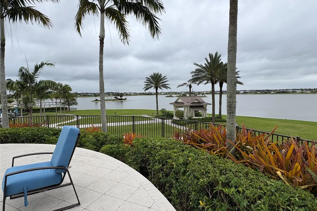 1600 Wandering Willow Way, Loxahatchee FL 33470