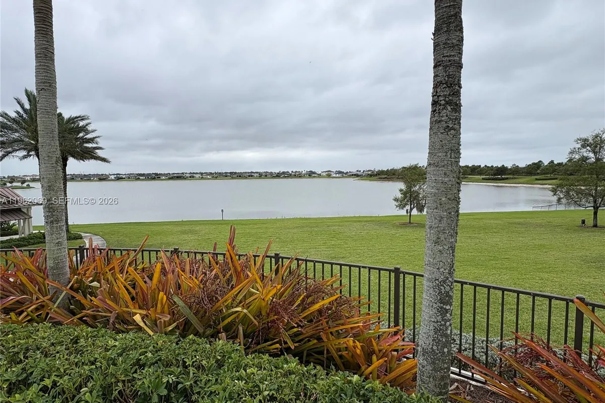 1600 Wandering Willow Way, Loxahatchee FL 33470